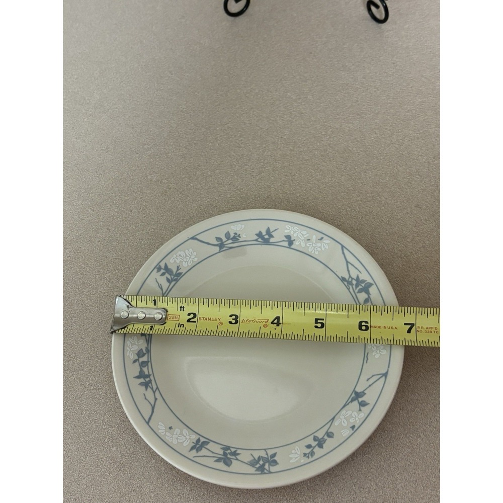 Corelle First Of Spring Set Of 5 Bread & Butter Plates Blue & White On Beige - Picture 4 of 5